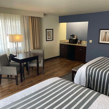 Best Western Plus Edmonds Harbor Inn Zewnętrze zdjęcie