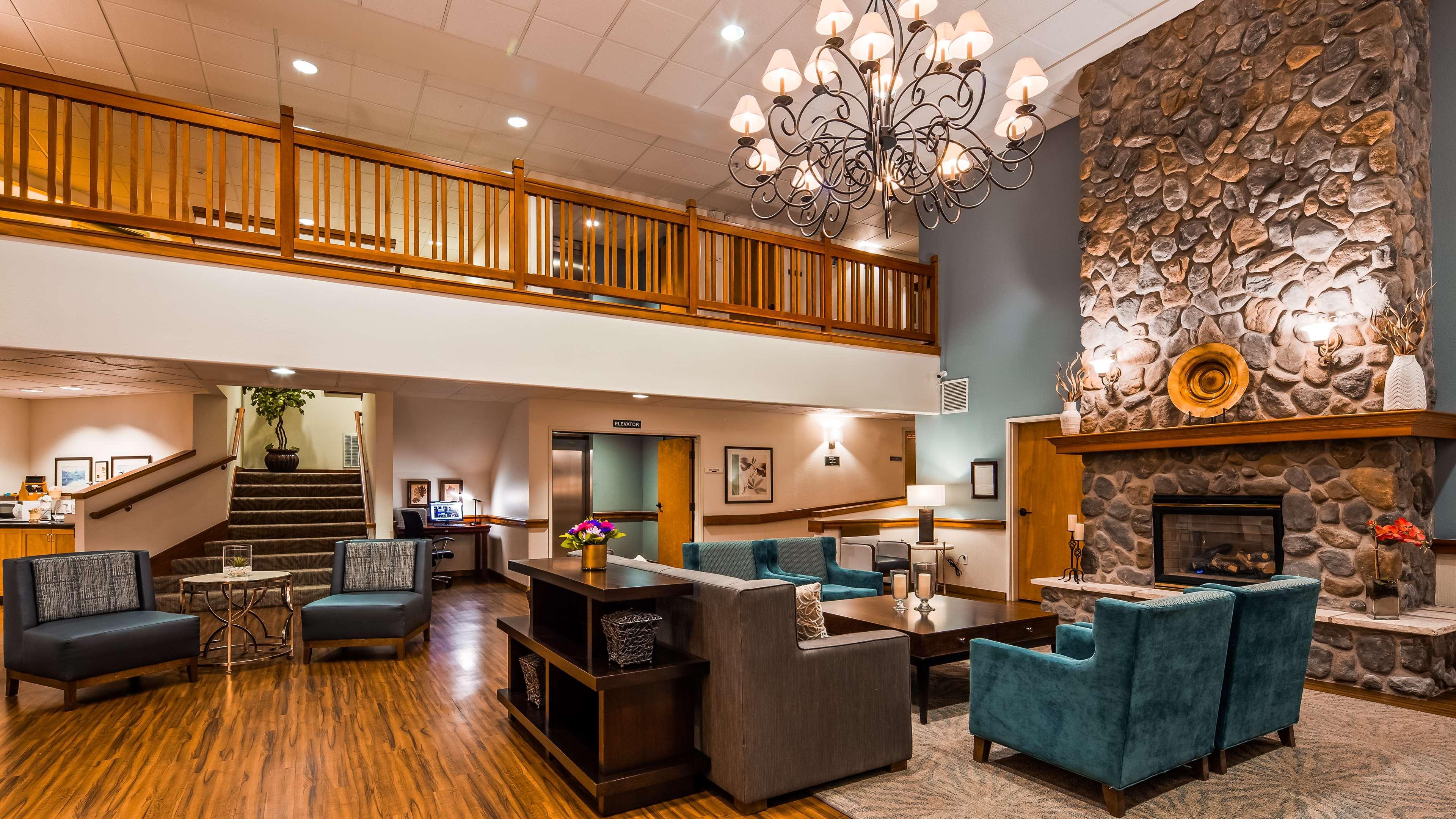 Best Western Plus Edmonds Harbor Inn Zewnętrze zdjęcie