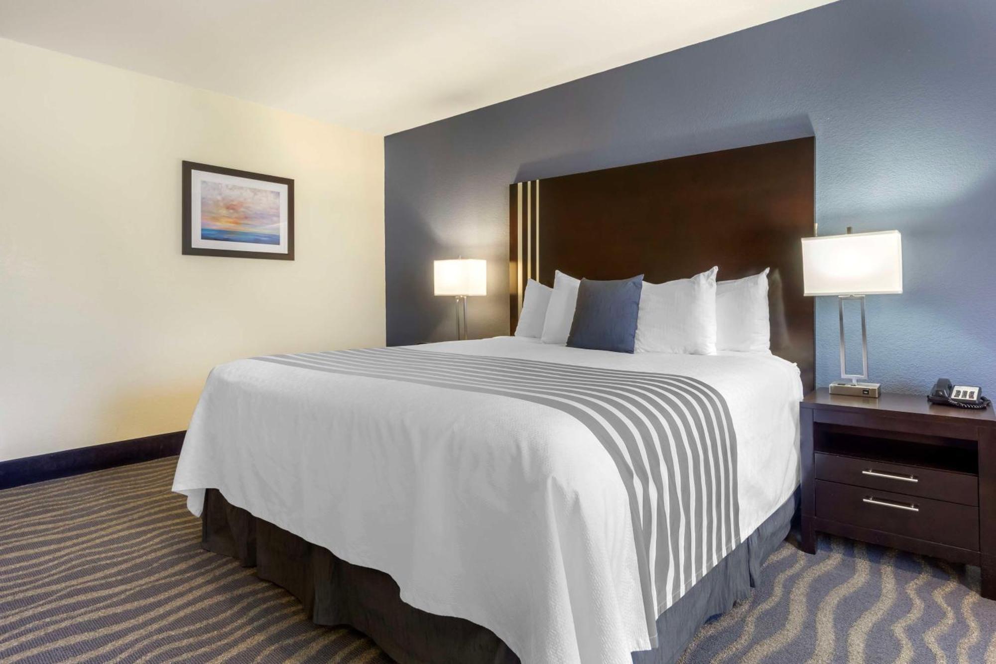 Best Western Plus Edmonds Harbor Inn Zewnętrze zdjęcie