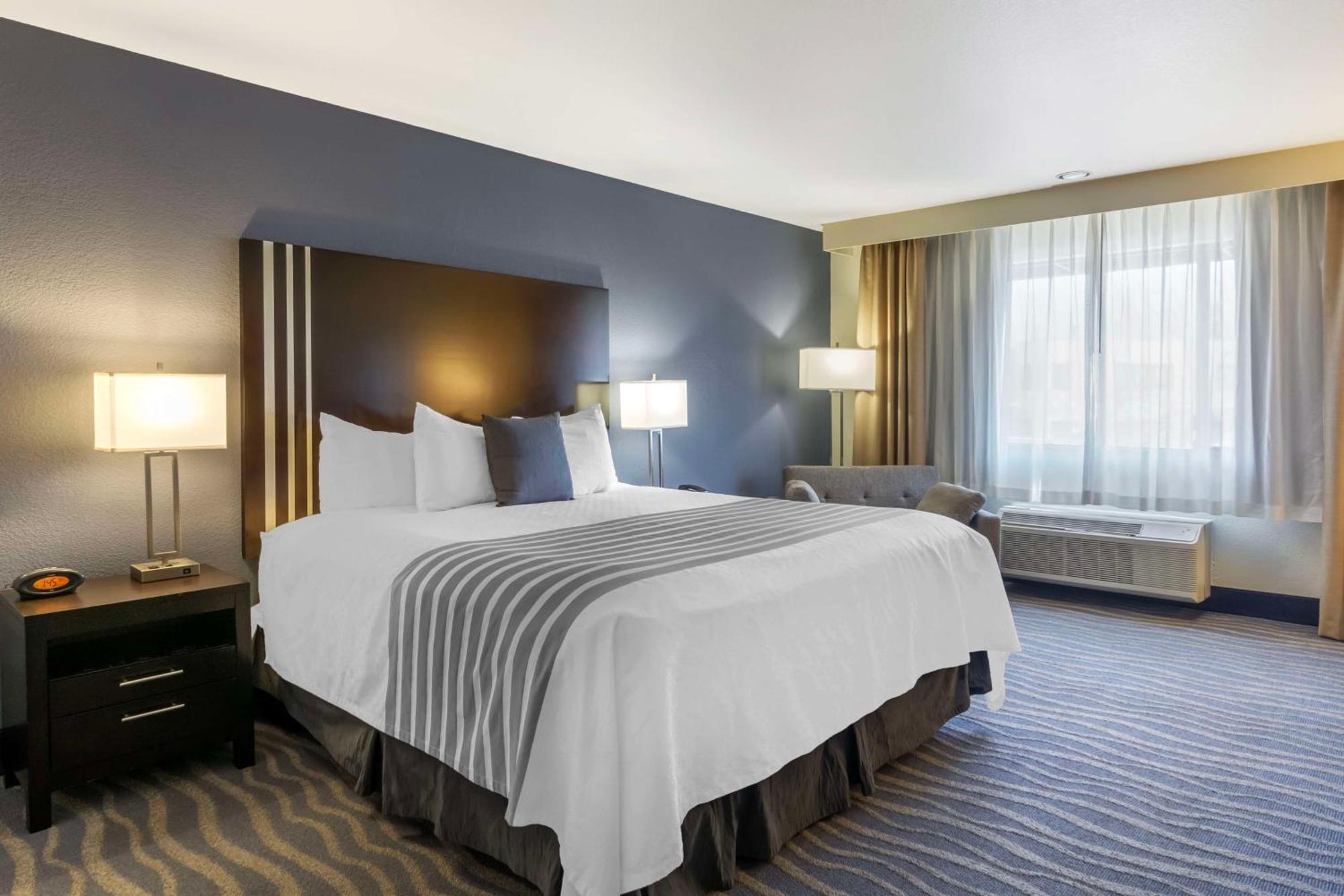 Best Western Plus Edmonds Harbor Inn Zewnętrze zdjęcie