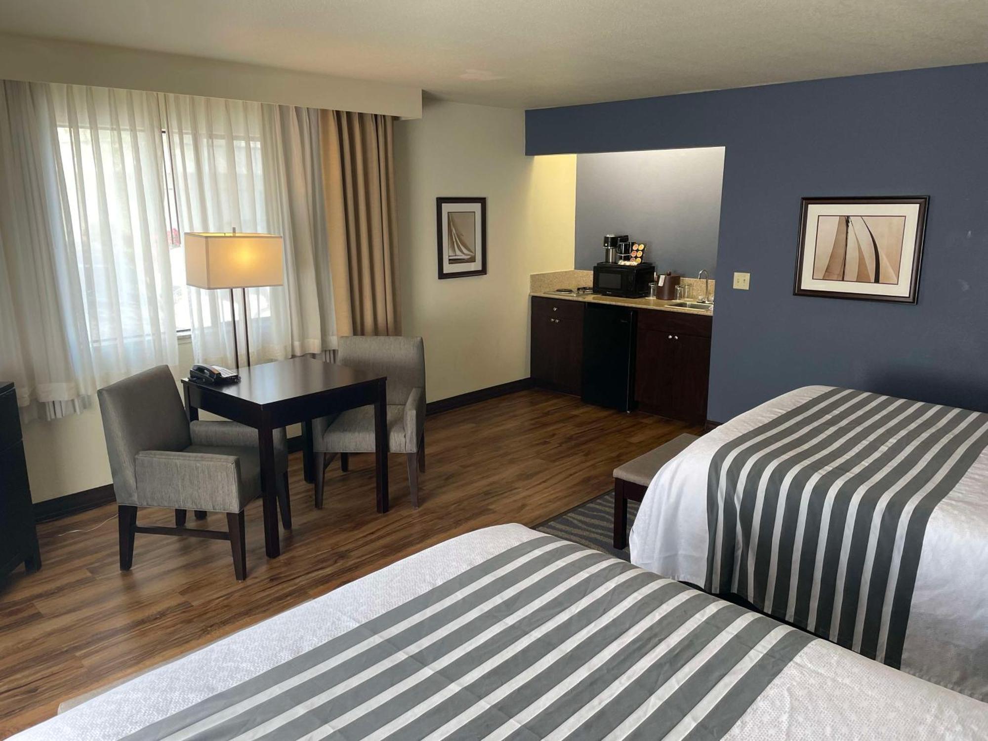 Best Western Plus Edmonds Harbor Inn Zewnętrze zdjęcie