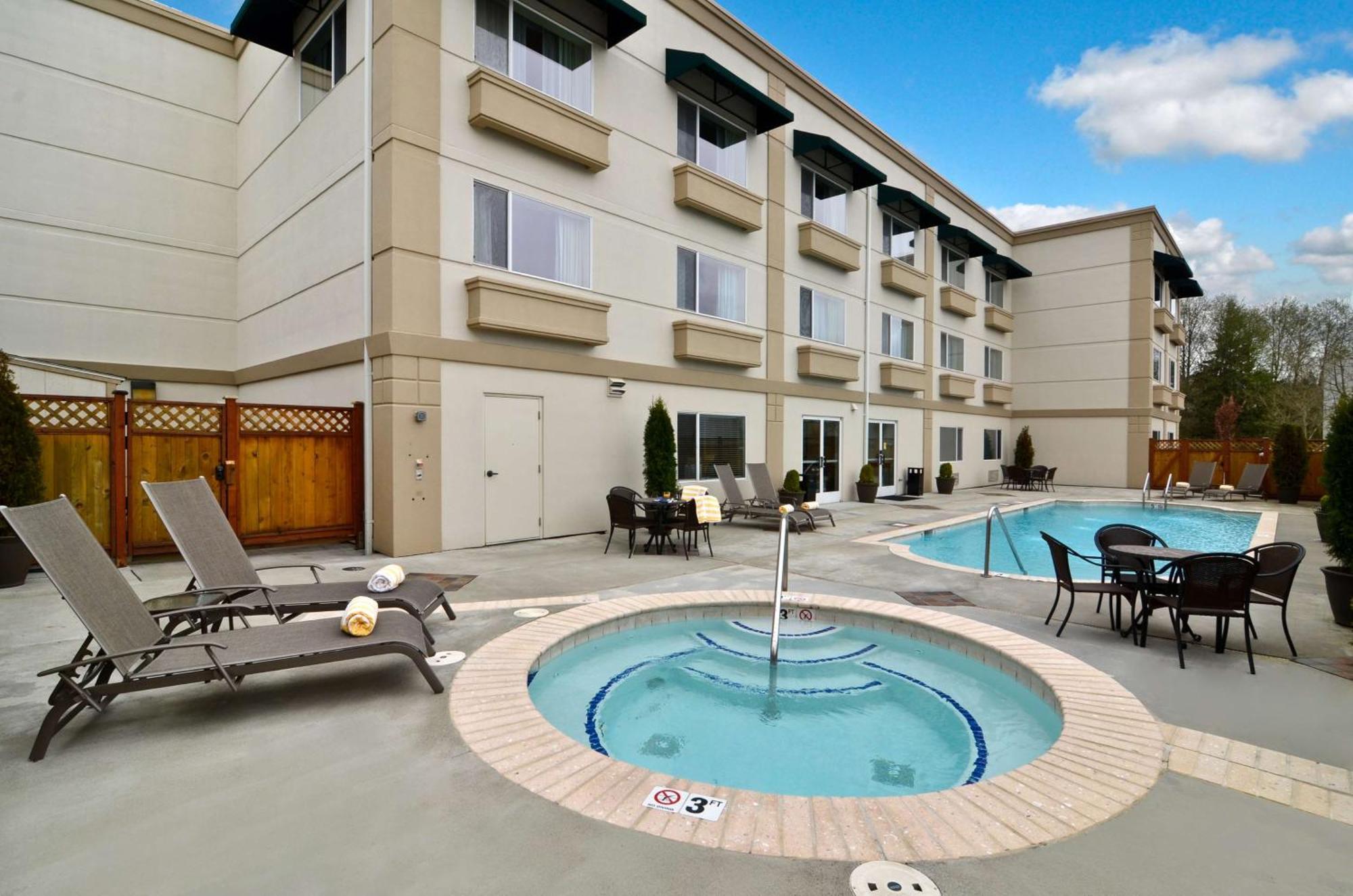 Best Western Plus Edmonds Harbor Inn Zewnętrze zdjęcie
